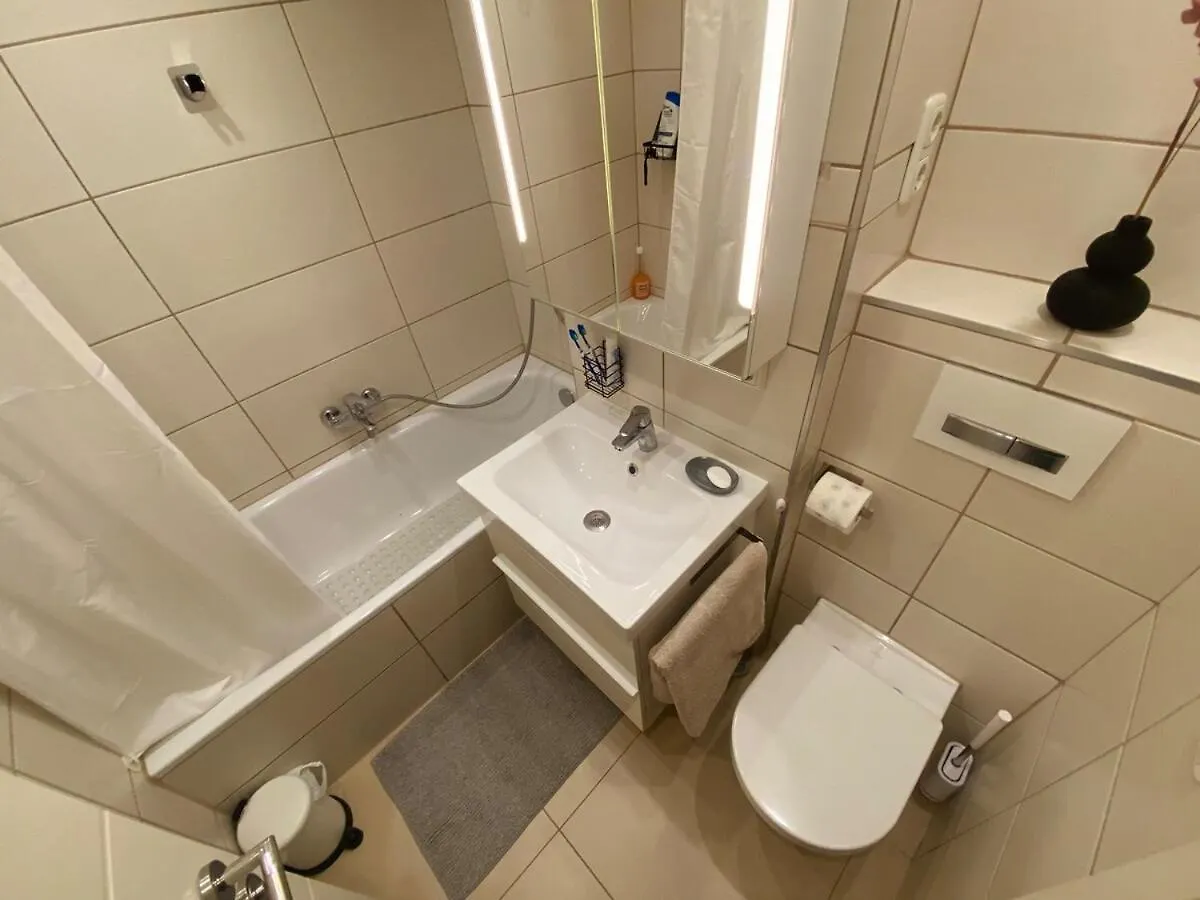 아파트 Large Cozy Studio With Balcony And Kitchen At Pasing 뮌헨 독일