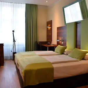 Arthotel Szálloda