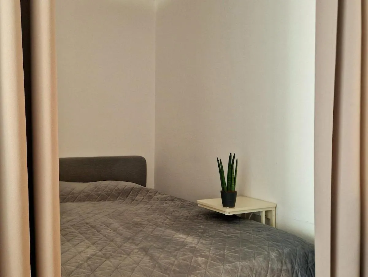 Large Cozy Studio With Balcony And Kitchen At Pasing München Apartman